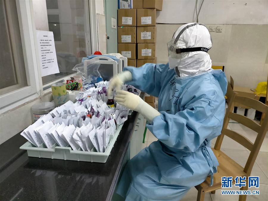 （圖文互動(dòng)）（4）長(zhǎng)大，只是一瞬間的事&mdash;&mdash;天津&ldquo;90后&rdquo;護(hù)士的武漢戰(zhàn)&ldquo;疫&rdquo;記憶