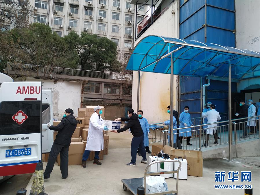 (在習(xí)近平新時代中國特色社會主義思想指引下——新時代新作為新篇章·習(xí)近平總書記關(guān)切事·圖文互動)(6)化“危”為“機(jī)” 念好“新”字訣——各地產(chǎn)業(yè)發(fā)展“新”動向掃描