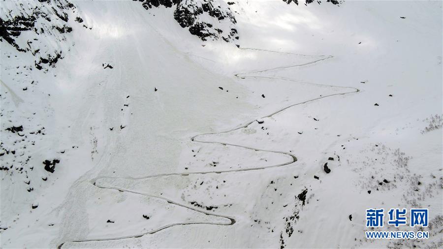 (圖文互動(dòng))(2)華能援建西藏派墨農(nóng)村公路全線(xiàn)復(fù)工建設(shè)