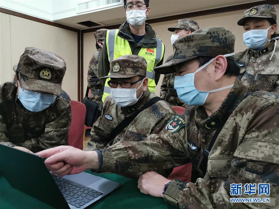 (新華全媒頭條·圖文互動)(7)從磨難中奮起——武漢戰(zhàn)“疫”凝聚中華民族磅礴力量