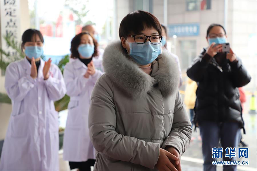 （一線抗疫群英譜&middot;圖文互動(dòng)）&ldquo;英雄妹妹&rdquo;杜富佳：雷場是哥哥的戰(zhàn)場，武漢是我的前線