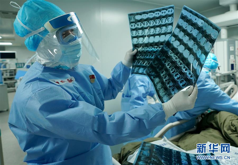 （新華全媒頭條&middot;圖文互動(dòng)）（9）生命至上，人民至上&mdash;&mdash;武漢戰(zhàn)&ldquo;疫&rdquo;重癥患者救治工作紀(jì)實(shí)