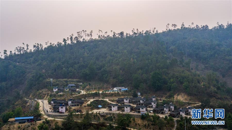 （決戰(zhàn)決勝脫貧攻堅(jiān)&middot;圖文互動(dòng)）（10）&ldquo;孩子再也不用學(xué)打獵了&rdquo;&mdash;&mdash;拉祜族女獵手告別狩獵