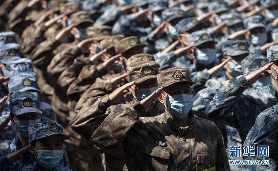 （新華全媒頭條&middot;圖文互動）（6）江城&ldquo;歸來&rdquo; 不負(fù)韶華&mdash;&mdash;武漢&ldquo;解封&rdquo;半月記