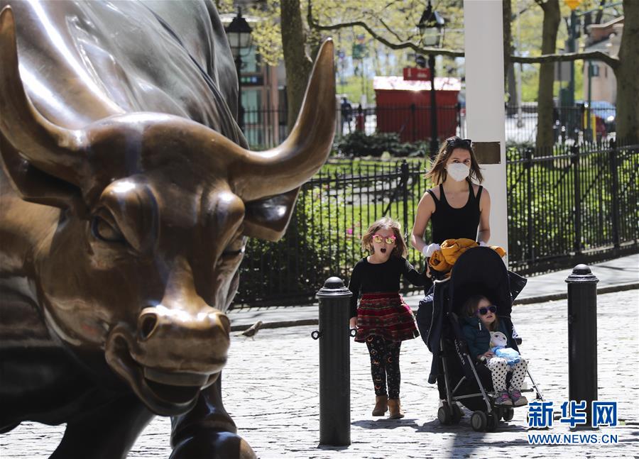 (國際·圖文互動)(6)疫情重創(chuàng)美國經(jīng)濟(jì)