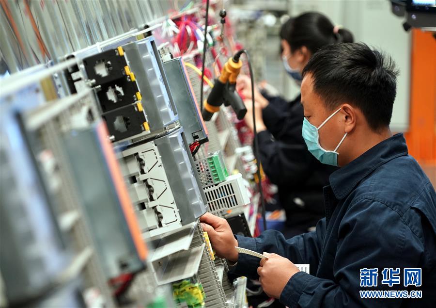 （來(lái)自一線(xiàn)的調(diào)查報(bào)告&middot;圖文互動(dòng)）（3）搶出一個(gè)身位謀發(fā)展&mdash;&mdash;河南許昌經(jīng)濟(jì)復(fù)蘇見(jiàn)聞