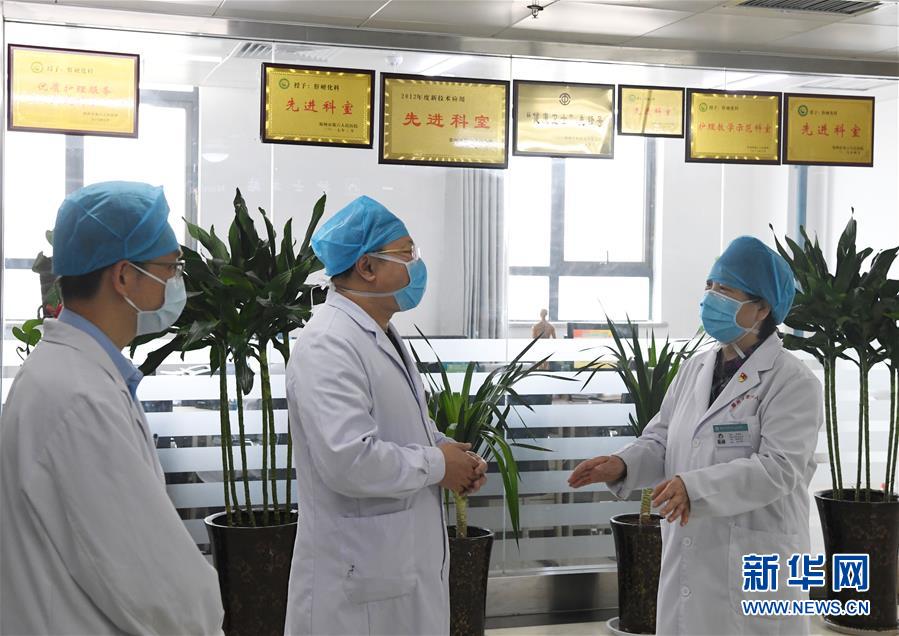 (抗疫中的真善美·圖文互動)(3)坐著輪椅上前線——“疫”無反顧的“老兵”馬淑煥