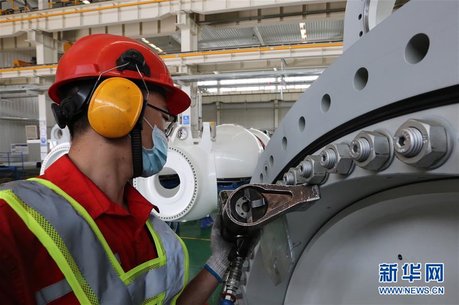 （聚焦復工復產(chǎn)&middot;圖文互動）（3）聆聽復蘇的腳步&mdash;&mdash;新疆企業(yè)一線生產(chǎn)見聞