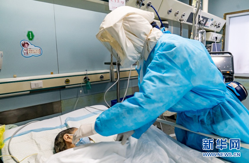 （新華全媒頭條&middot;圖文互動(dòng)）（3）&ldquo;我看不見你的樣子，但我知道你是誰(shuí)&rdquo;&mdash;&mdash;寫在國(guó)際護(hù)士節(jié)來(lái)臨之際