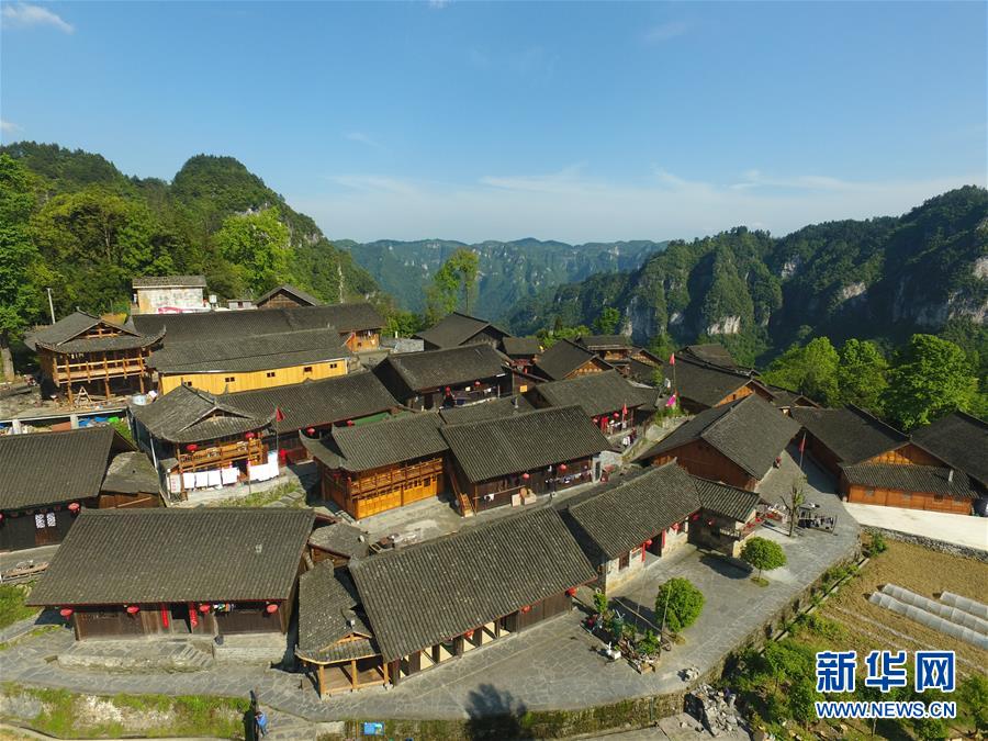 （新華全媒頭條&middot;圖文互動）（6）初夏，循著總書記的腳步探訪產(chǎn)業(yè)扶貧新事