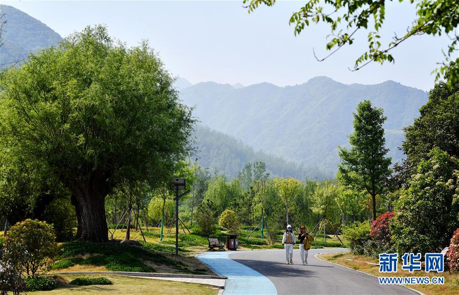 （新華全媒頭條&middot;圖文互動(dòng)）（8）循著習(xí)近平總書記的足跡，感受那山那水