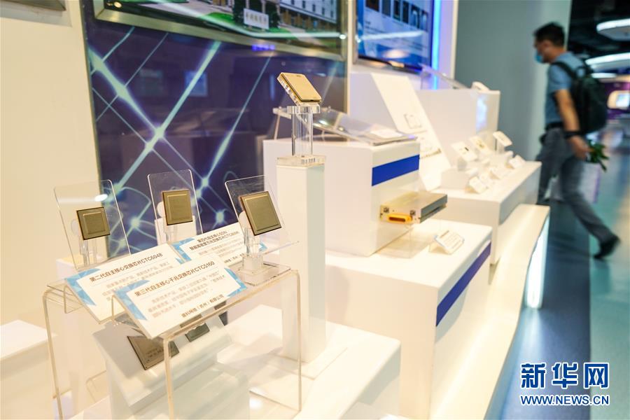 (新華全媒頭條·圖文互動(dòng))(12)從“藍(lán)圖規(guī)劃”到美麗“現(xiàn)實(shí)畫卷”——長(zhǎng)三角一體化高質(zhì)量發(fā)展一年間