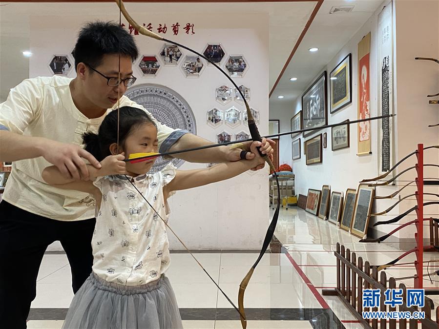 （圖文互動(dòng)）（1）&ldquo;泥書&rdquo;老&ldquo;絕活&rdquo; &ldquo;非遺&rdquo;新&ldquo;芳華&rdquo;