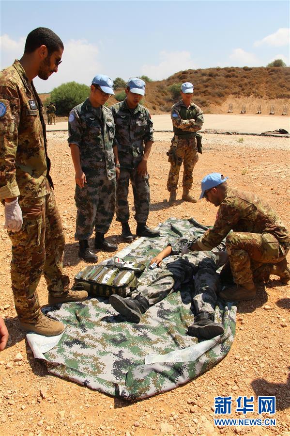 (新華全媒頭條·圖文互動(dòng))(15)崢嶸歲月30年 中國(guó)藍(lán)盔衛(wèi)和平