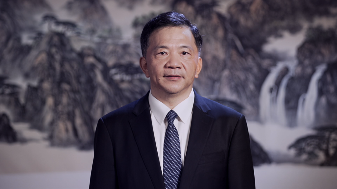 中宣部副部長  中央廣播電視總臺臺長、總編輯   慎海雄