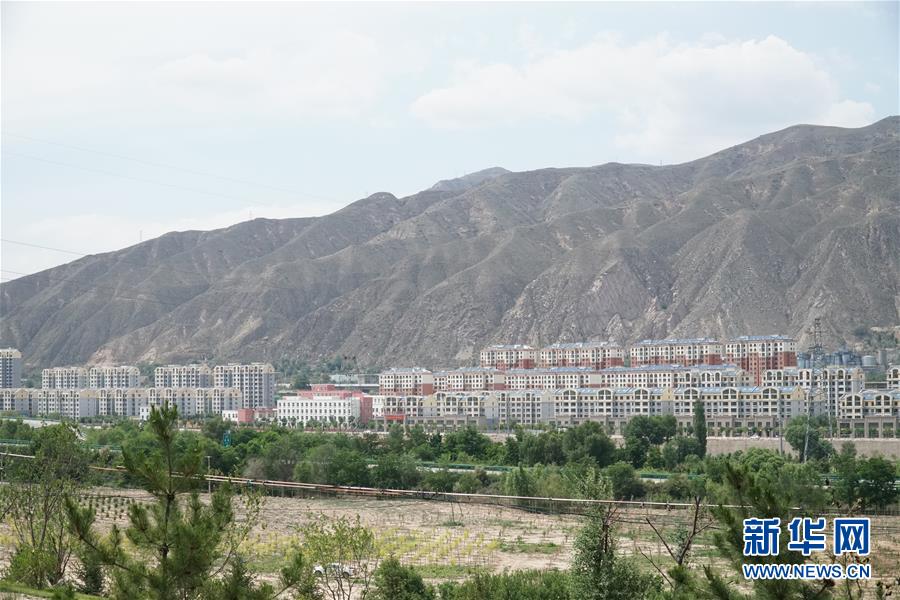 (決戰(zhàn)決勝脫貧攻堅(jiān)·圖文互動)(1)李三姐有了“美”差事