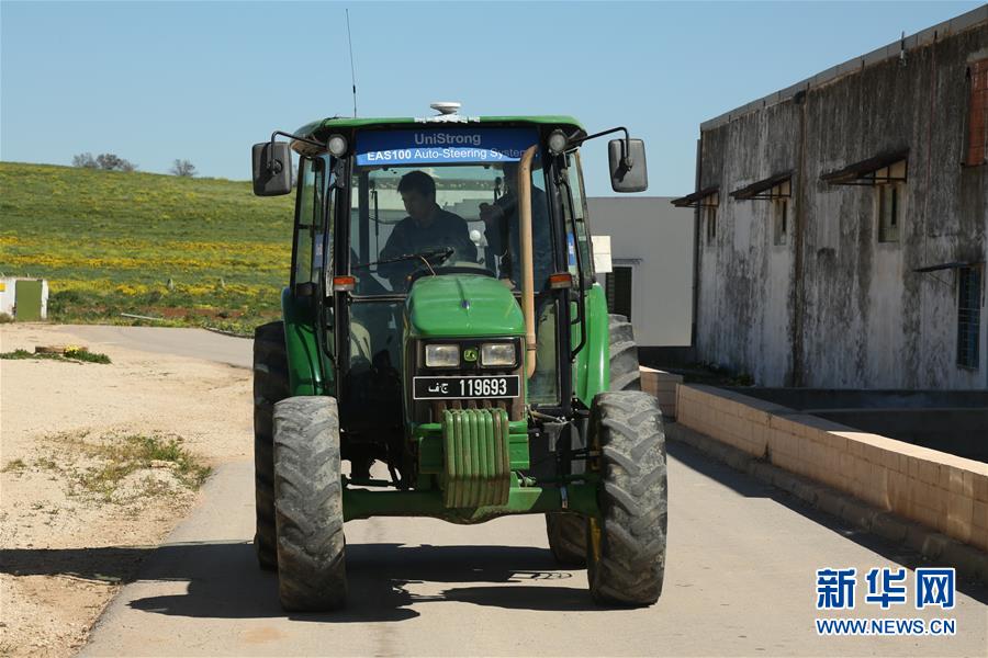 (新華全媒頭條·圖文互動(dòng))(10)中國(guó)北斗 服務(wù)全球——寫在我國(guó)完成北斗全球衛(wèi)星導(dǎo)航系統(tǒng)星座部署之際