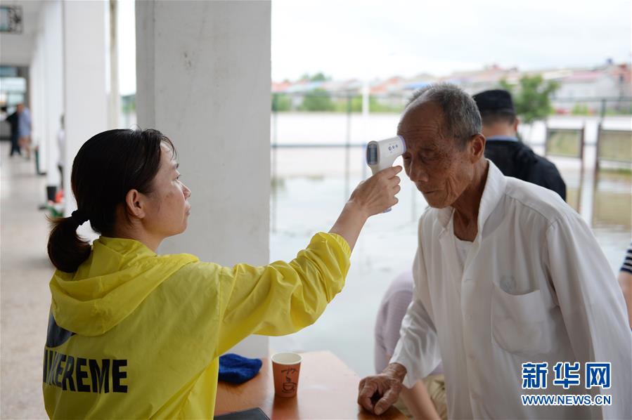 (在習(xí)近平新時代中國特色社會主義思想指引下——新時代新作為新篇章·習(xí)近平總書記關(guān)切事·圖文互動)(1)戰(zhàn)洪魔 保安全——近期防汛救災(zāi)熱點(diǎn)觀察