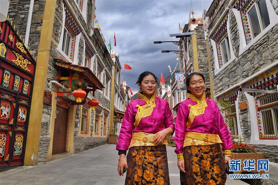 (圖文互動(dòng))(5)雪山草地展新貌——四川阿壩州脫貧奔小康紀(jì)實(shí)