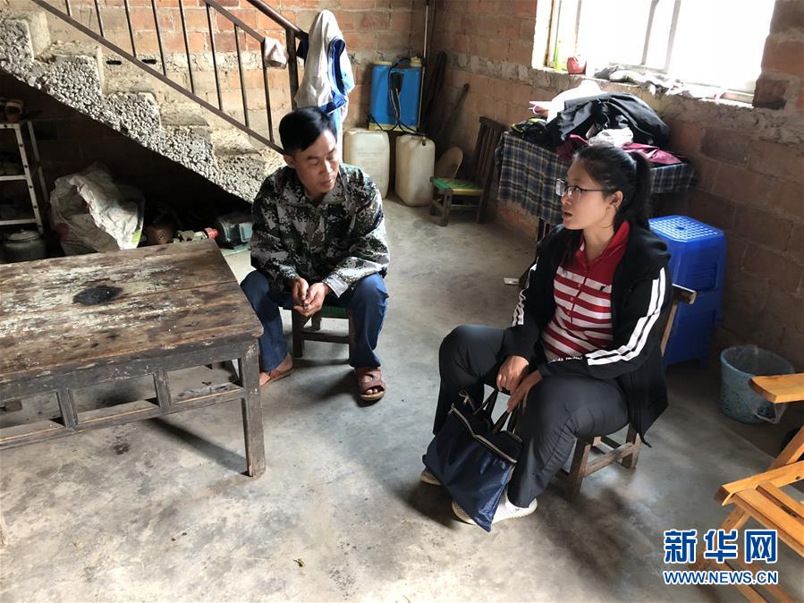 （新華全媒頭條&middot;圖文互動）（4）初心赴使命 熱血寫春秋&mdash;&mdash;記脫貧攻堅(jiān)中的共產(chǎn)黨員