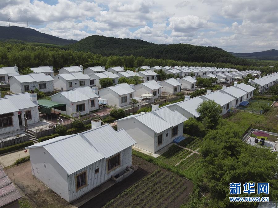 (新華全媒頭條·走向我們的小康生活·圖文互動(dòng))(11)迎著東升的紅日——走向小康之路的赫哲族