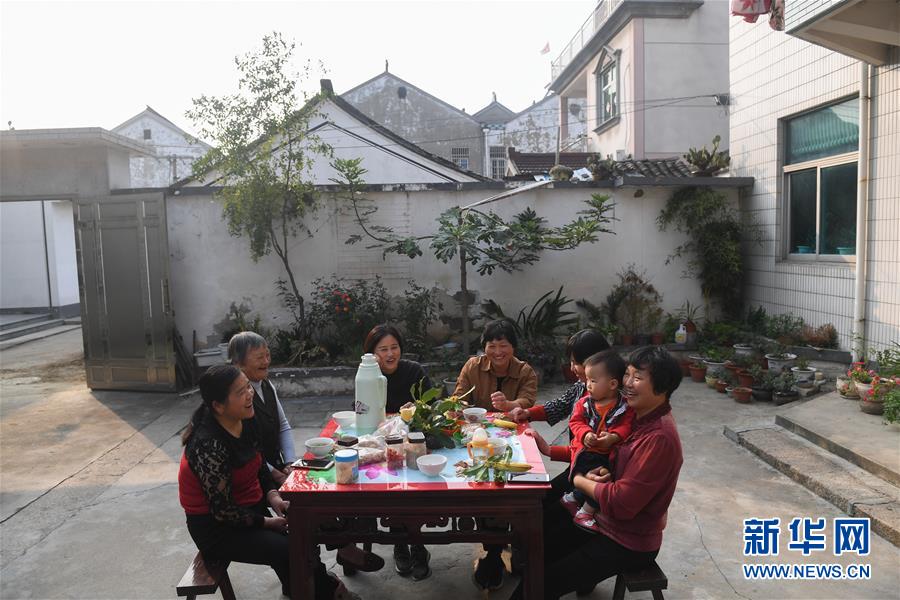 (新華全媒頭條·走向我們的小康生活·圖文互動(dòng))(10)解鎖幸福的密碼——“先行者”蘇州探路小康紀(jì)事