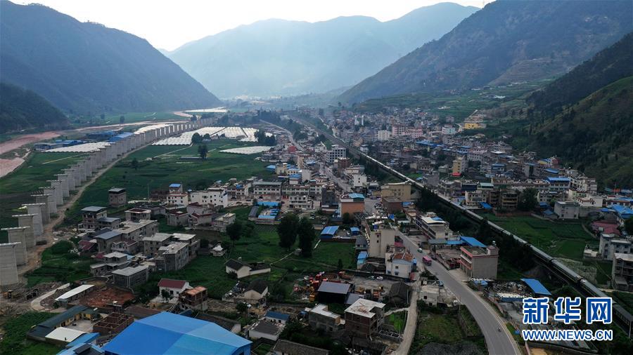 （新華全媒頭條&middot;圖文互動）（13）自強(qiáng)的力量&mdash;&mdash;成昆鐵路通車50年記