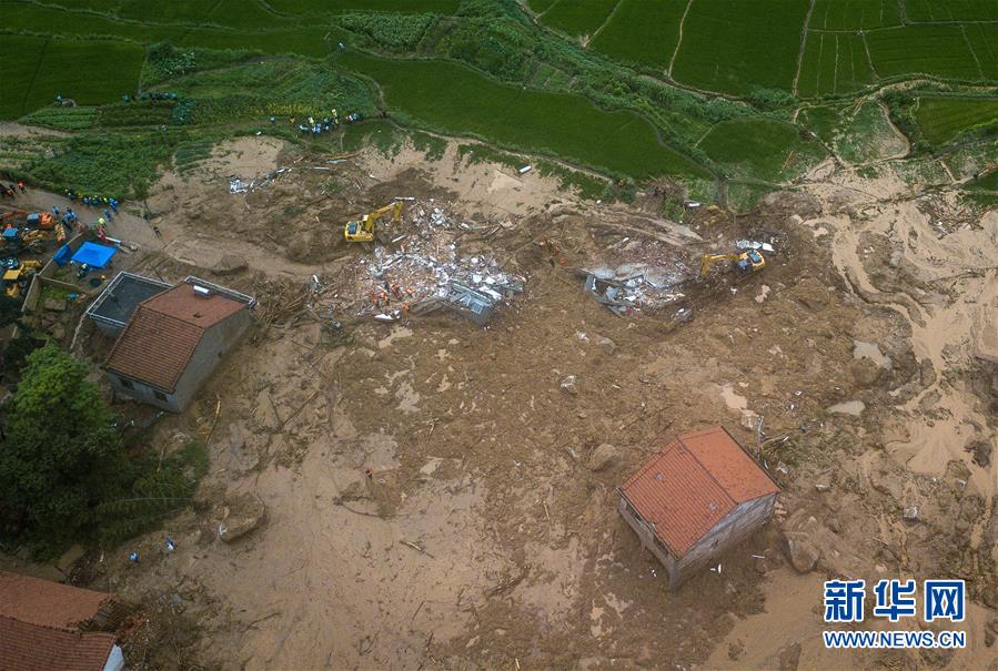 （防汛抗洪&middot;圖文互動）（4）湖北黃梅山體滑坡事故救援紀(jì)實