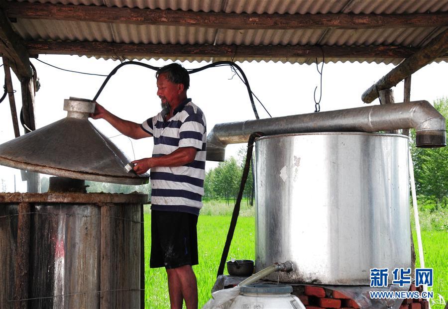 (圖文互動(dòng))(1)小酒坊再釀新生活