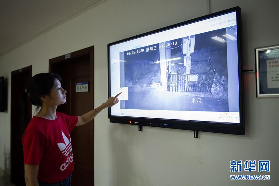 （防汛抗洪&middot;圖文互動(dòng)）（5）在大堤上成長，為人民守護(hù)&mdash;&mdash;洪水中的青年&ldquo;生力軍&rdquo;