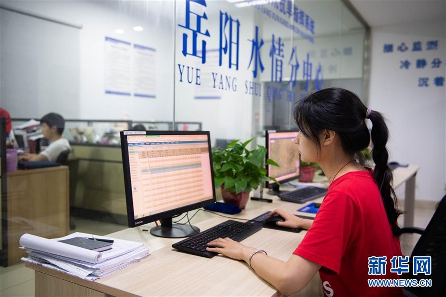 （防汛抗洪&middot;圖文互動(dòng)）（6）在大堤上成長，為人民守護(hù)&mdash;&mdash;洪水中的青年&ldquo;生力軍&rdquo;