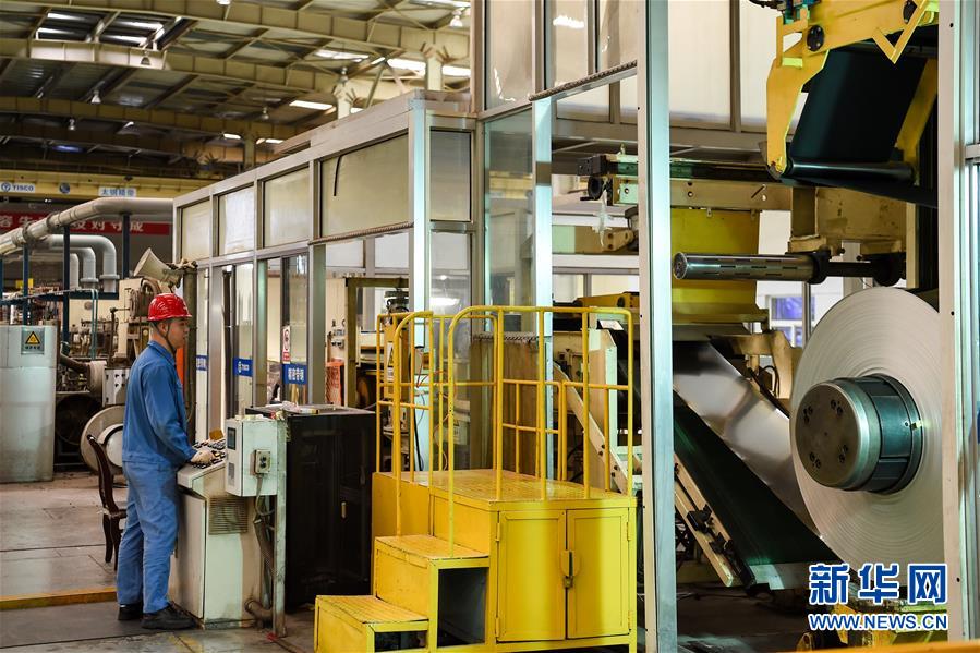 (走向我們的小康生活·圖文互動)(2)山西分“道”轉(zhuǎn)型蹚新路