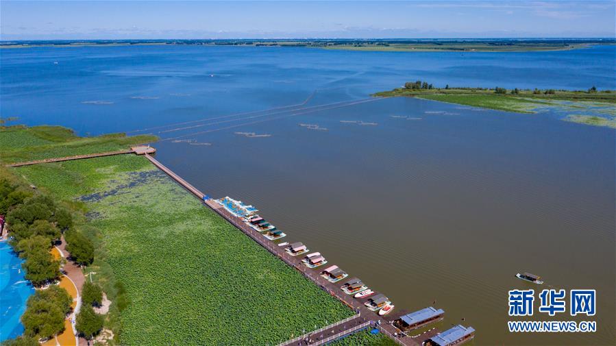 （在習近平新時代中國特色社會主義思想指引下&mdash;&mdash;新時代新作為新篇章&middot;習近平總書記關切事&middot;圖文互動）（7）綠色映底蘊，山水見初心&mdash;&mdash;生態(tài)優(yōu)先、綠色發(fā)展持續(xù)造福群眾美好生活