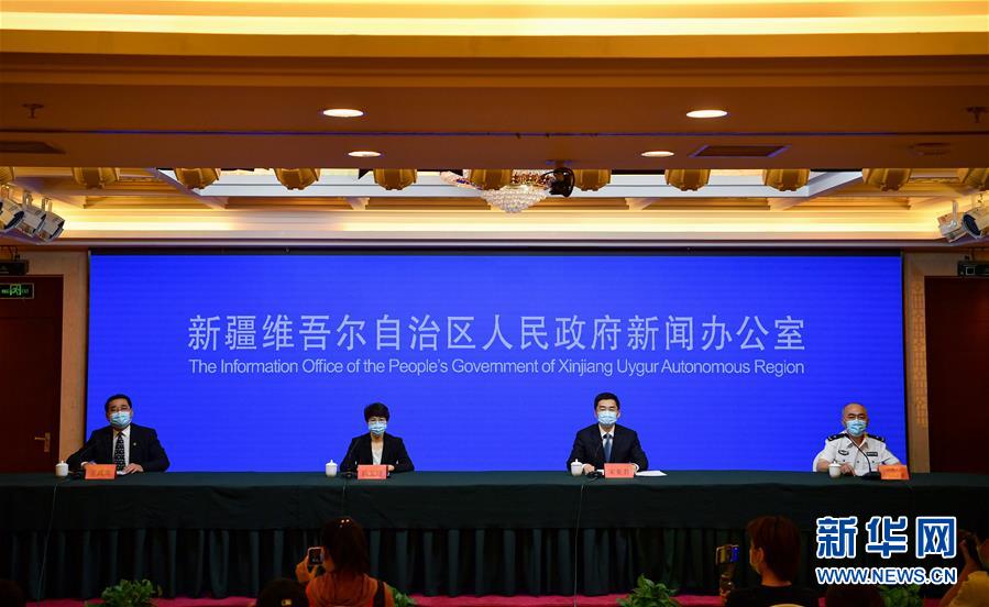 （聚焦疫情防控&middot;圖文互動(dòng)）烏魯木齊市調(diào)整人員進(jìn)出管控政策 要求本市居民非必要不去外地