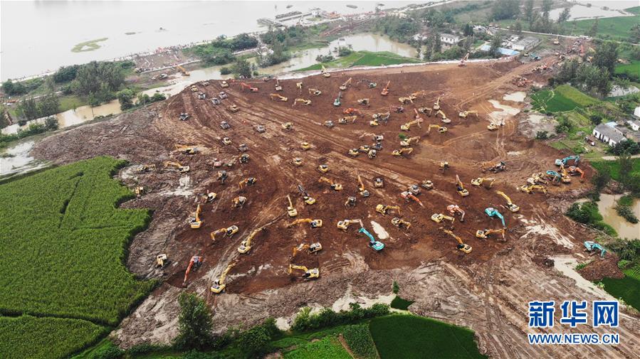 （新華全媒頭條&middot;圖文互動(dòng)）（8）筑起共御水患的鋼鐵長(zhǎng)堤&mdash;&mdash;戰(zhàn)洪一線的&ldquo;干群關(guān)系新答卷&rdquo;