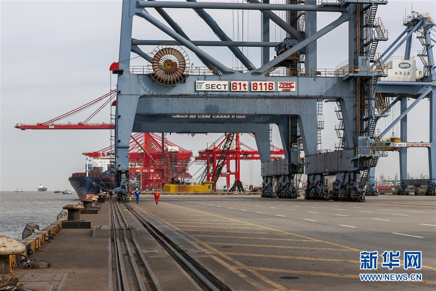 (新華全媒頭條·圖文互動(dòng))(11)構(gòu)建雙循環(huán) 闖出新天地——從長(zhǎng)三角看中國(guó)外貿(mào)新動(dòng)能