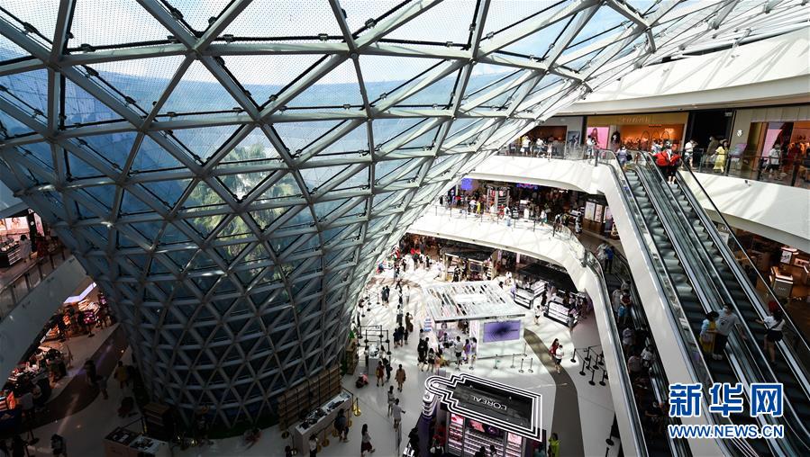 (在習(xí)近平新時(shí)代中國(guó)特色社會(huì)主義思想指引下——新時(shí)代新作為新篇章·習(xí)近平總書記關(guān)切事·圖文互動(dòng))(1)感受開放新魅力——海南自由貿(mào)易港建設(shè)開局觀察