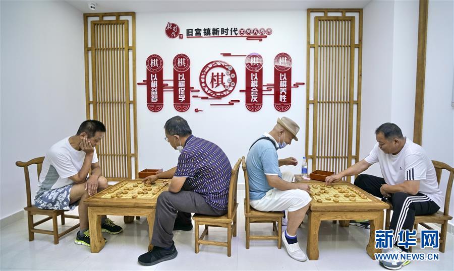 （總書記推動(dòng)的改革身邊事&middot;文化改革篇）（2）特寫：&ldquo;生活便利了，環(huán)境變美了，人也舒心了&rdquo; &mdash;&mdash;感受基層文明實(shí)踐站里的惠民服務(wù)