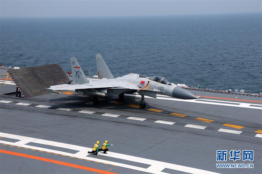 (在習近平強軍思想指引下·我們在戰(zhàn)位報告·圖文互動)(5)奮飛在新時代的海天——海軍某艦載航空兵部隊備戰(zhàn)打仗記事