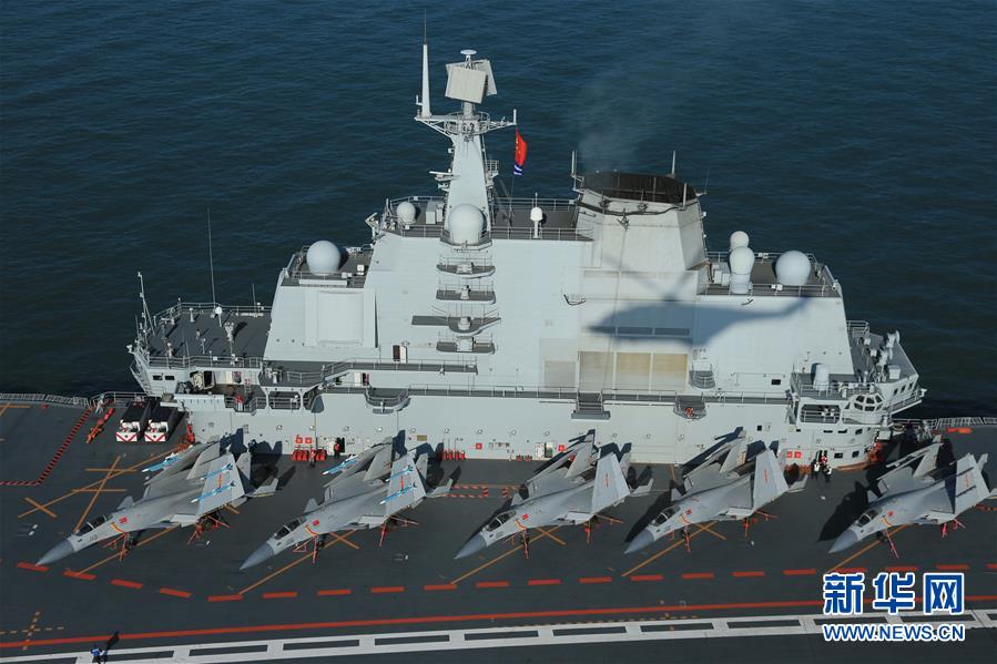 (在習近平強軍思想指引下·我們在戰(zhàn)位報告·圖文互動)(8)奮飛在新時代的海天——海軍某艦載航空兵部隊備戰(zhàn)打仗記事