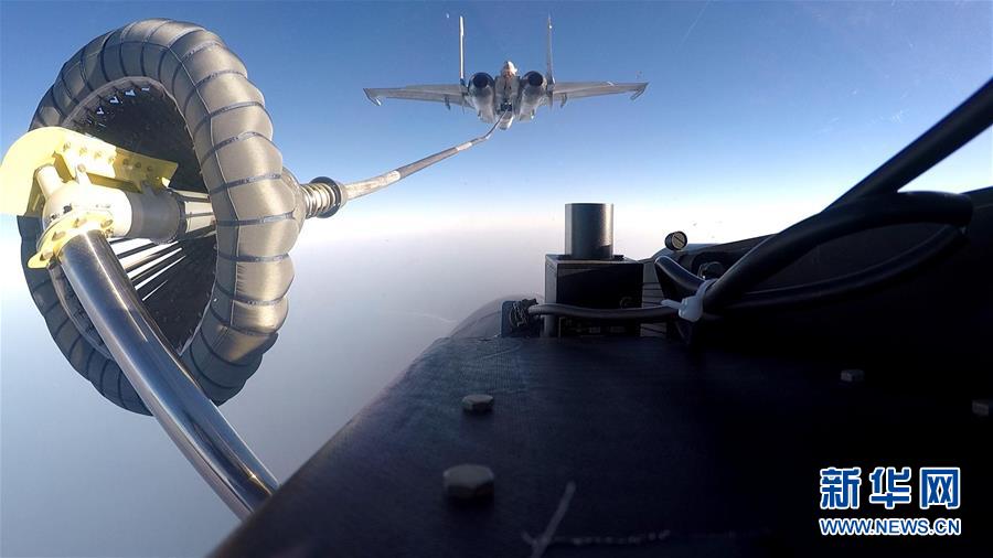 (在習近平強軍思想指引下·我們在戰(zhàn)位報告·圖文互動)(9)奮飛在新時代的海天——海軍某艦載航空兵部隊備戰(zhàn)打仗記事