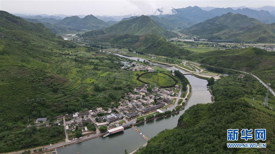 （新華全媒頭條&middot;走向我們的小康生活&middot;圖文互動）（5）長城腳下，小康村串成&ldquo;珍珠鏈&rdquo;