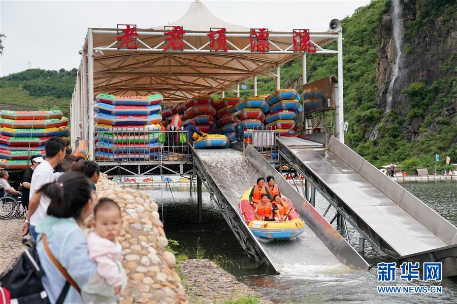 （新華全媒頭條&middot;走向我們的小康生活&middot;圖文互動）（6）長城腳下，小康村串成&ldquo;珍珠鏈&rdquo;