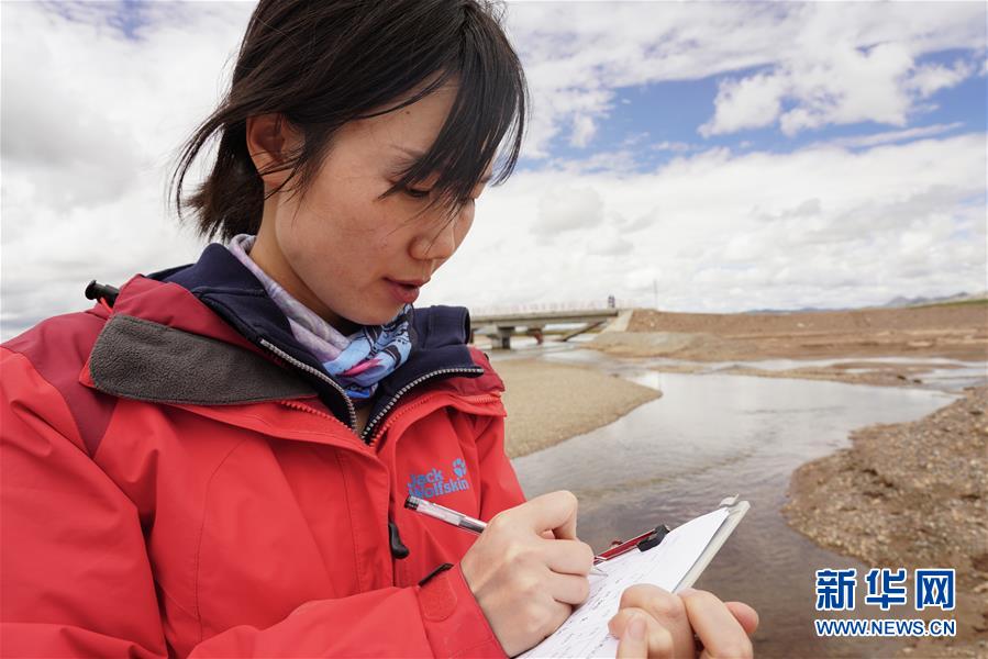 （熱點(diǎn)鮮報(bào)&middot;圖文互動(dòng)）（4）科學(xué)也能很浪漫&mdash;&mdash;看&ldquo;女漢子&rdquo;如何在青藏高原做科考