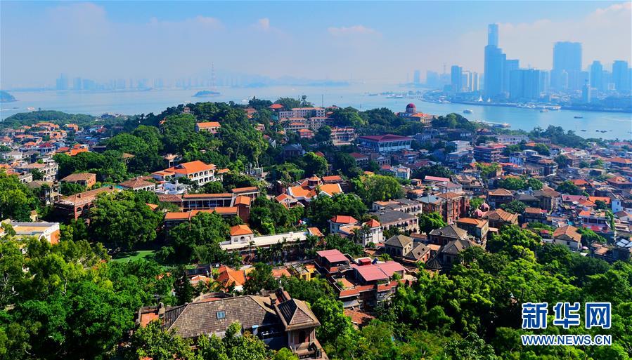 (特區(qū)40年?圖文互動(dòng))(5)廈庇五洲客 門納萬(wàn)頃濤——廈門經(jīng)濟(jì)特區(qū)40年發(fā)展紀(jì)實(shí)