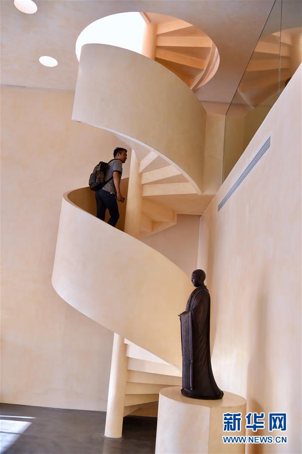 (特區(qū)40年·圖文互動)(5)老廠房變身“夢工廠”折射廈門經(jīng)濟(jì)特區(qū)40年變遷