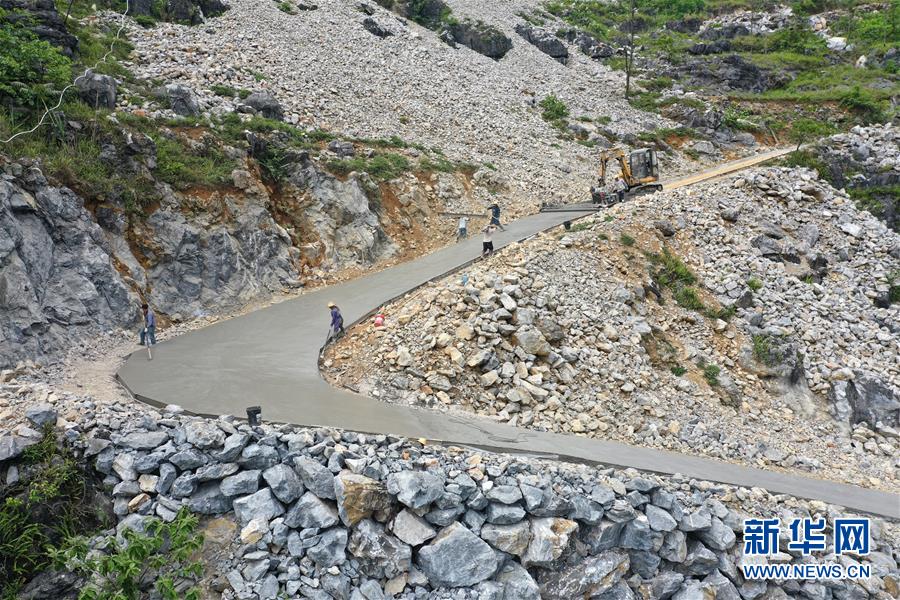 (決戰(zhàn)決勝脫貧攻堅(jiān)·督戰(zhàn)未摘帽貧困縣·圖文互動(dòng))(5)千山萬(wàn)弄里的最后沖刺——廣西未摘帽貧困縣戰(zhàn)貧觀察