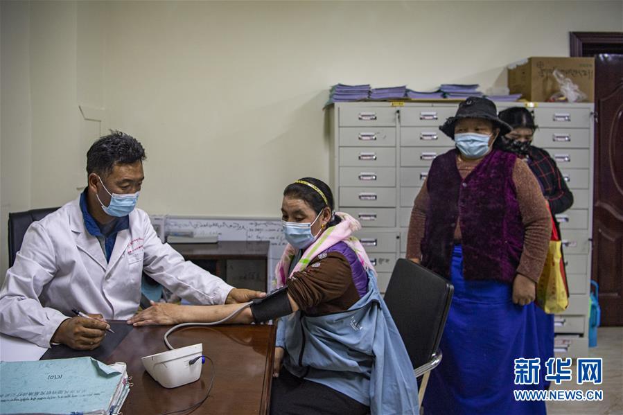 （新華全媒頭條&middot;走向我們的小康生活&middot;圖文互動(dòng)）（6）扎西德勒，我們的新家園&mdash;&mdash;西藏易地扶貧搬遷搬出幸福美好新生活