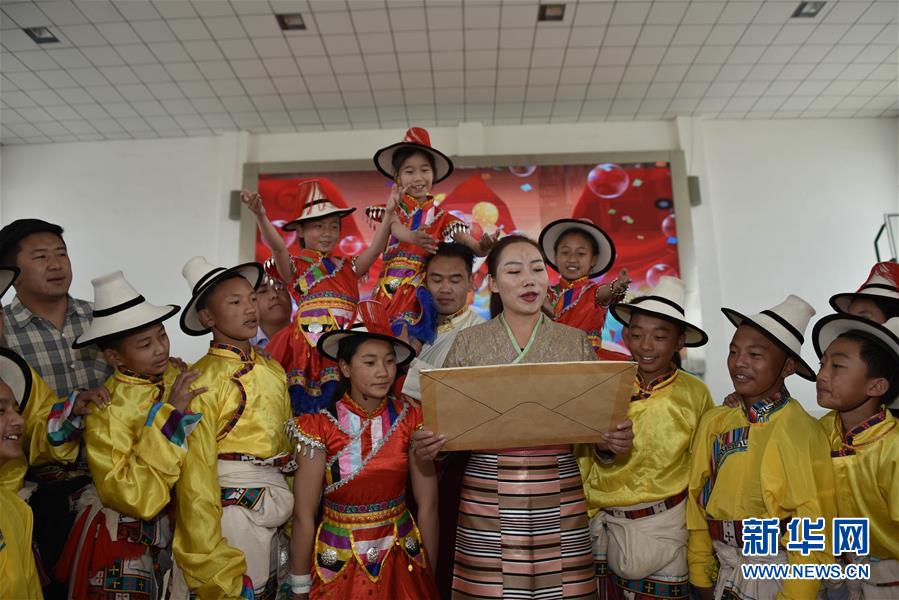 (集中連片特困地區(qū)貧困村調研行·圖文互動)(1)長江源村人的兩個家和幸福夢——青海格爾木市長江源村脫貧調查