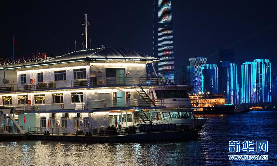 (圖文互動(dòng))(9)武漢25公里大型燈光秀深情告白祖國